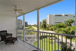 1 Bluebill Ave, Naples, FL 34108 - Photo 19