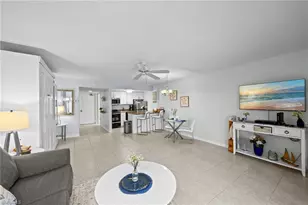 1 Bluebill Ave, Naples, FL 34108 - Photo 7