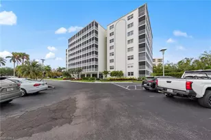 1 Bluebill Ave, Naples, FL 34108 - Photo 31