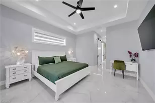 329 NE 6th St, Cape Coral, FL 33909 - Photo 23