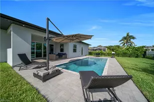 329 NE 6th St, Cape Coral, FL 33909 - Photo 39