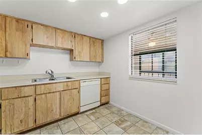 6142 Whiskey Creek Dr #611, Fort Myers, FL 33919 - Photo 9