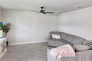 3106 NE 7th Ave, Cape Coral, FL 33909 - Photo 15