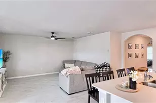 3106 NE 7th Ave, Cape Coral, FL 33909 - Photo 17