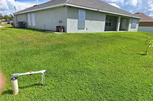 1923 Villia St, Lehigh Acres, FL 33972 - Photo 7