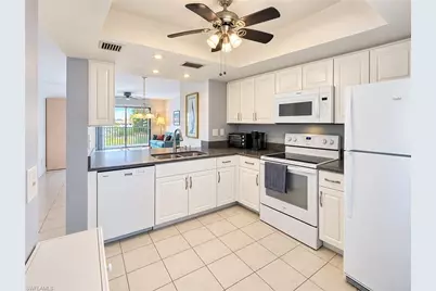 11220 Caravel Cir #308, Fort Myers, FL 33908 - Photo 3