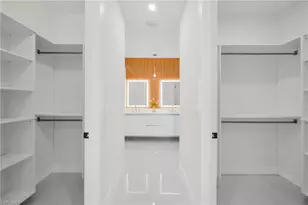 908 NE 11th Ave, Cape Coral, FL 33909 - Photo 15