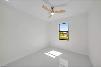 908 NE 11th Ave, Cape Coral, FL 33909 - Photo 19