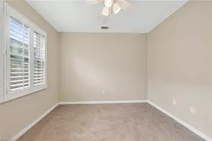 8051 Venetian Pointe Dr, Fort Myers, FL 33908 - Photo 17