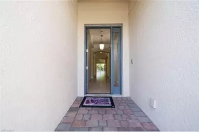 8051 Venetian Pointe Dr, Fort Myers, FL 33908 - Photo 7