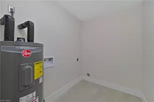 367 Rosemont Dr, Fort Myers, FL 33916 - Photo 25