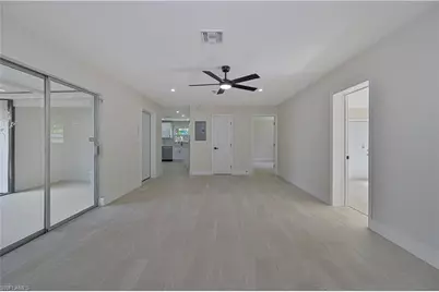 367 Rosemont Dr, Fort Myers, FL 33916 - Photo 5