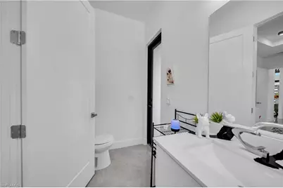 643 SW 18th Ct, Cape Coral, FL 33991 - Photo 23
