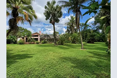 13680 Brynwood Ln, Fort Myers, FL 33912 - Photo 7