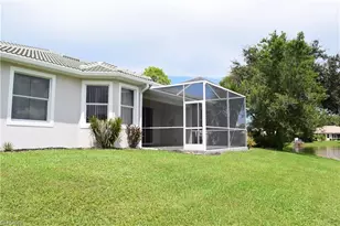 3741 Ashley Ct, Naples, FL 34116 - Photo 5