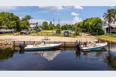 6037 Birnam Wood Ln, Fort Myers, FL 33908 - Photo 23