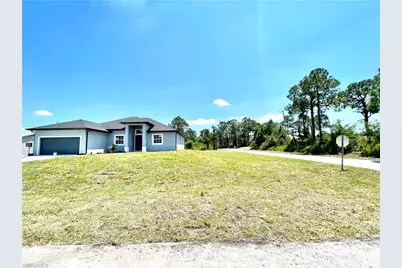 575 Summit Ave S, Lehigh Acres, FL 33974 - Photo 1