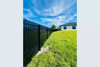 2507 39th St SW, Lehigh Acres, FL 33976 - Photo 39