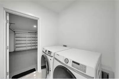 104 SW 34th Pl, Cape Coral, FL 33991 - Photo 27
