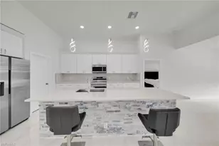 104 SW 34th Pl, Cape Coral, FL 33991 - Photo 7