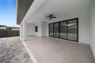 104 SW 34th Pl, Cape Coral, FL 33991 - Photo 29