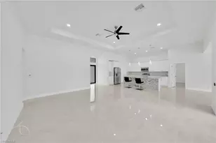 104 SW 34th Pl, Cape Coral, FL 33991 - Photo 5