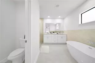 104 SW 34th Pl, Cape Coral, FL 33991 - Photo 15