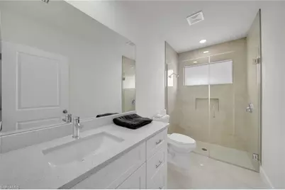 104 SW 34th Pl, Cape Coral, FL 33991 - Photo 23