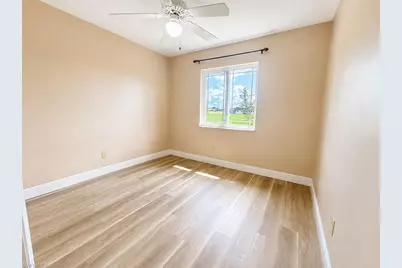 804 NE 7th Pl, Cape Coral, FL 33909 - Photo 17