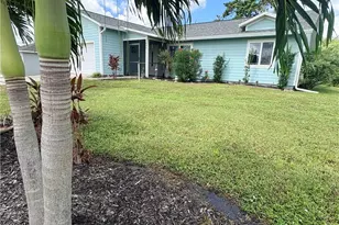 804 NE 7th Pl, Cape Coral, FL 33909 - Photo 3