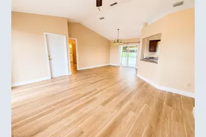 804 NE 7th Pl, Cape Coral, FL 33909 - Photo 21