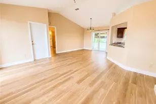 804 NE 7th Pl, Cape Coral, FL 33909 - Photo 21