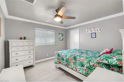 809 SW 2nd Ave, Cape Coral, FL 33991 - Photo 25
