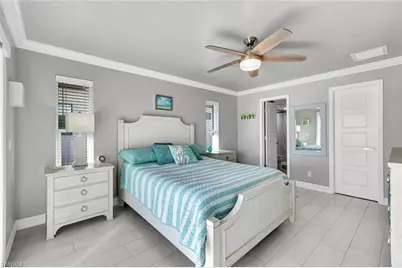 809 SW 2nd Ave, Cape Coral, FL 33991 - Photo 17