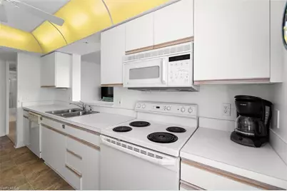 4421 Bay Beach Ln #634, Fort Myers Beach, FL 33931 - Photo 5