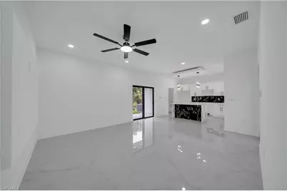 3304 E 15th St, Lehigh Acres, FL 33972 - Photo 9