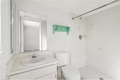 4528 SE 5th Pl #8, Cape Coral, FL 33904 - Photo 9