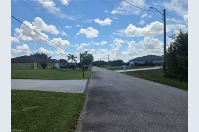 2011 Xelda Ave N, Lehigh Acres, FL 33971 - Photo 3