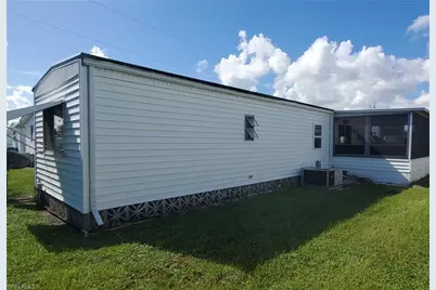 865 Moonlight Dr, North Fort Myers, FL 33917 - Photo 19