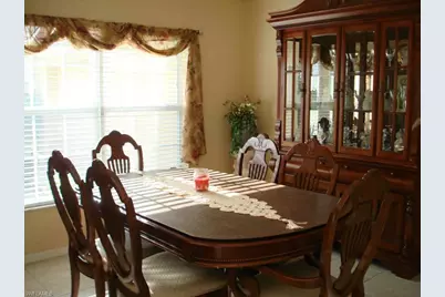 905 SW 8th Ct, Cape Coral, FL 33991 - Photo 3