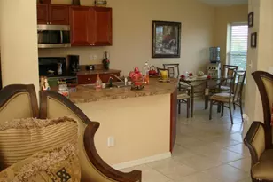 905 SW 8th Ct, Cape Coral, FL 33991 - Photo 9