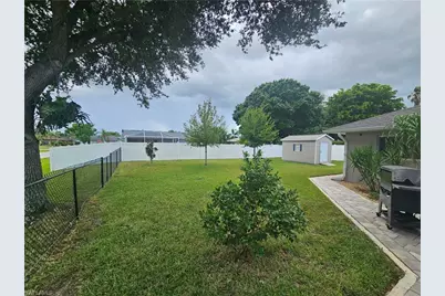 1218 SE 18th St, Cape Coral, FL 33990 - Photo 39