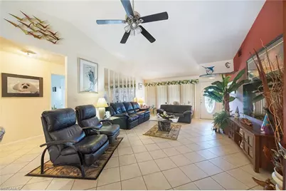 901 SW 51st Ter, Cape Coral, FL 33914 - Photo 5