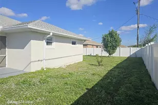1012 SE 12th Terrace, Cape Coral, FL 33990 - Photo 19