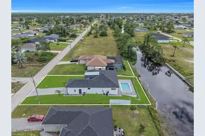 2318 NW 30th Ter, Cape Coral, FL 33993 - Photo 45
