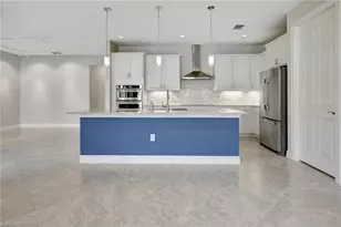 11752 Bowes Cir, Fort Myers, FL 33913 - Photo 11