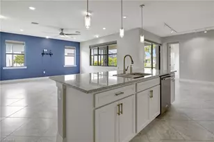 11752 Bowes Cir, Fort Myers, FL 33913 - Photo 7