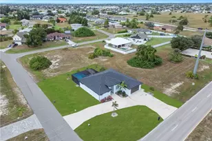 24 Chiquita Blvd S, Cape Coral, FL 33991 - Photo 7