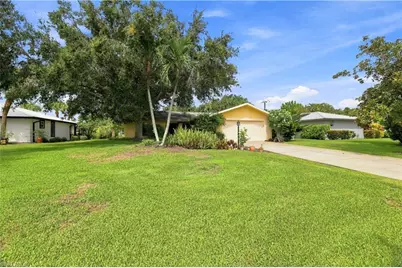 4448 Beechwood Lake Dr, Naples, FL 34112 - Photo 3
