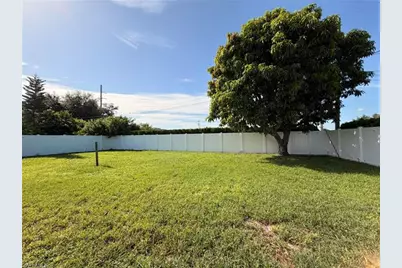 334 SE 47th Ter, Cape Coral, FL 33904 - Photo 33